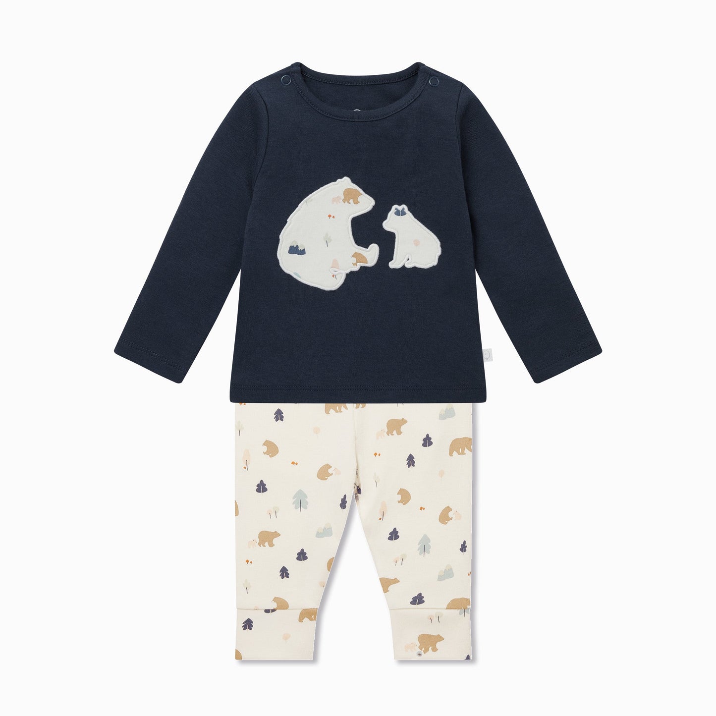 Bear T-Shirt & Leggings Outfit