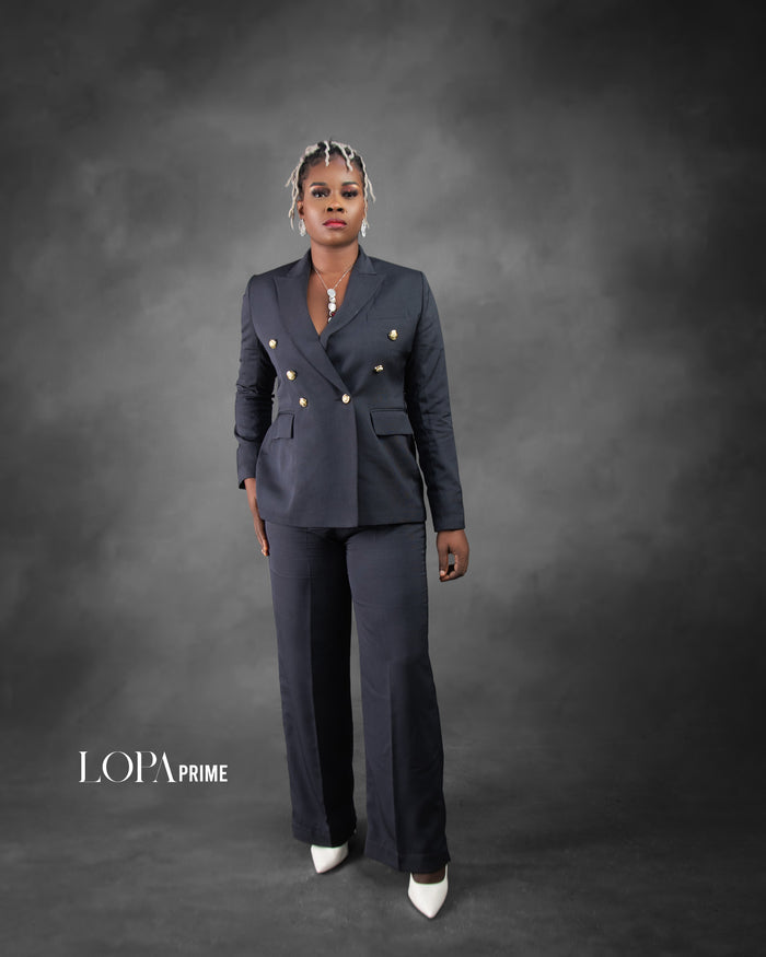 EXECUTIVE LADY