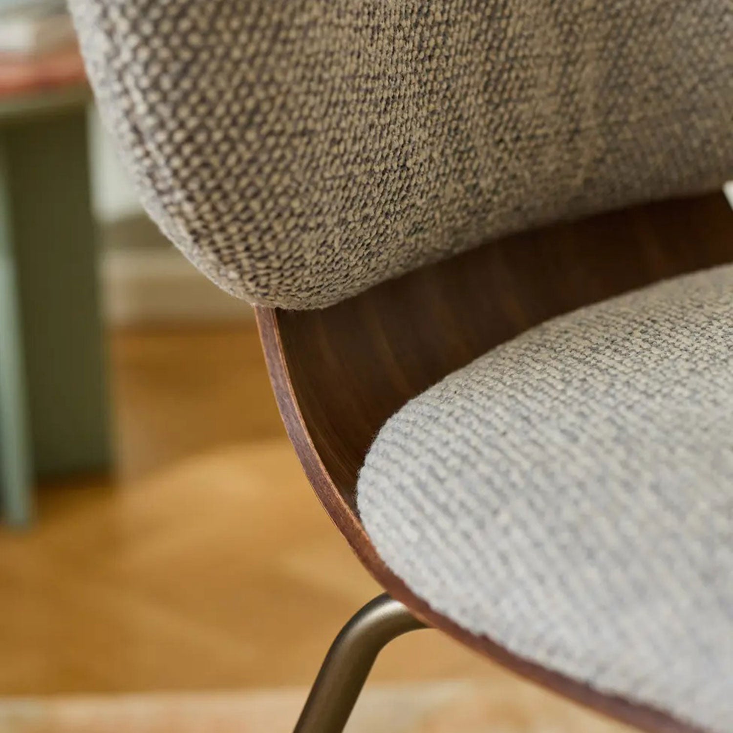 freifrau | ivy chair | twin-pipe steel frame | CATEGORY 1 FABRIC