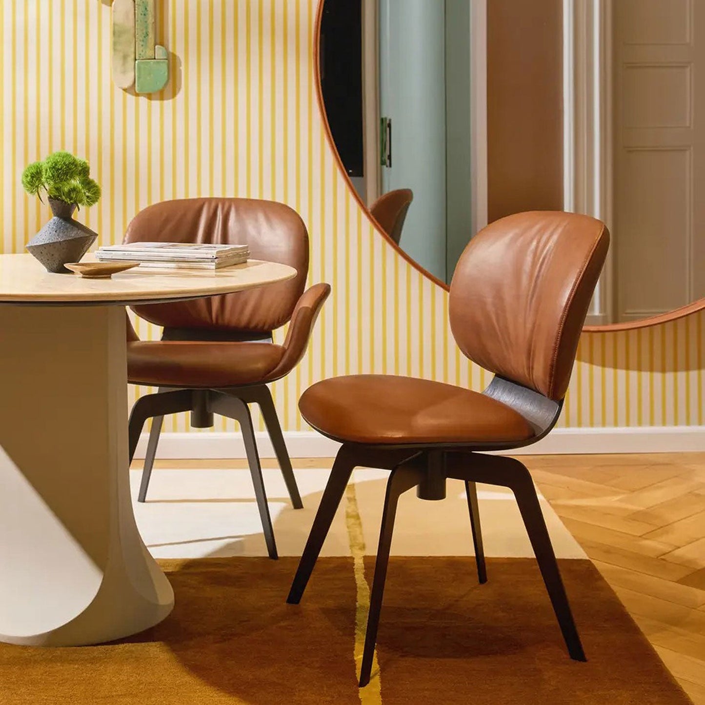freifrau | ivy chair | twin-pipe steel frame | CATEGORY 1 FABRIC