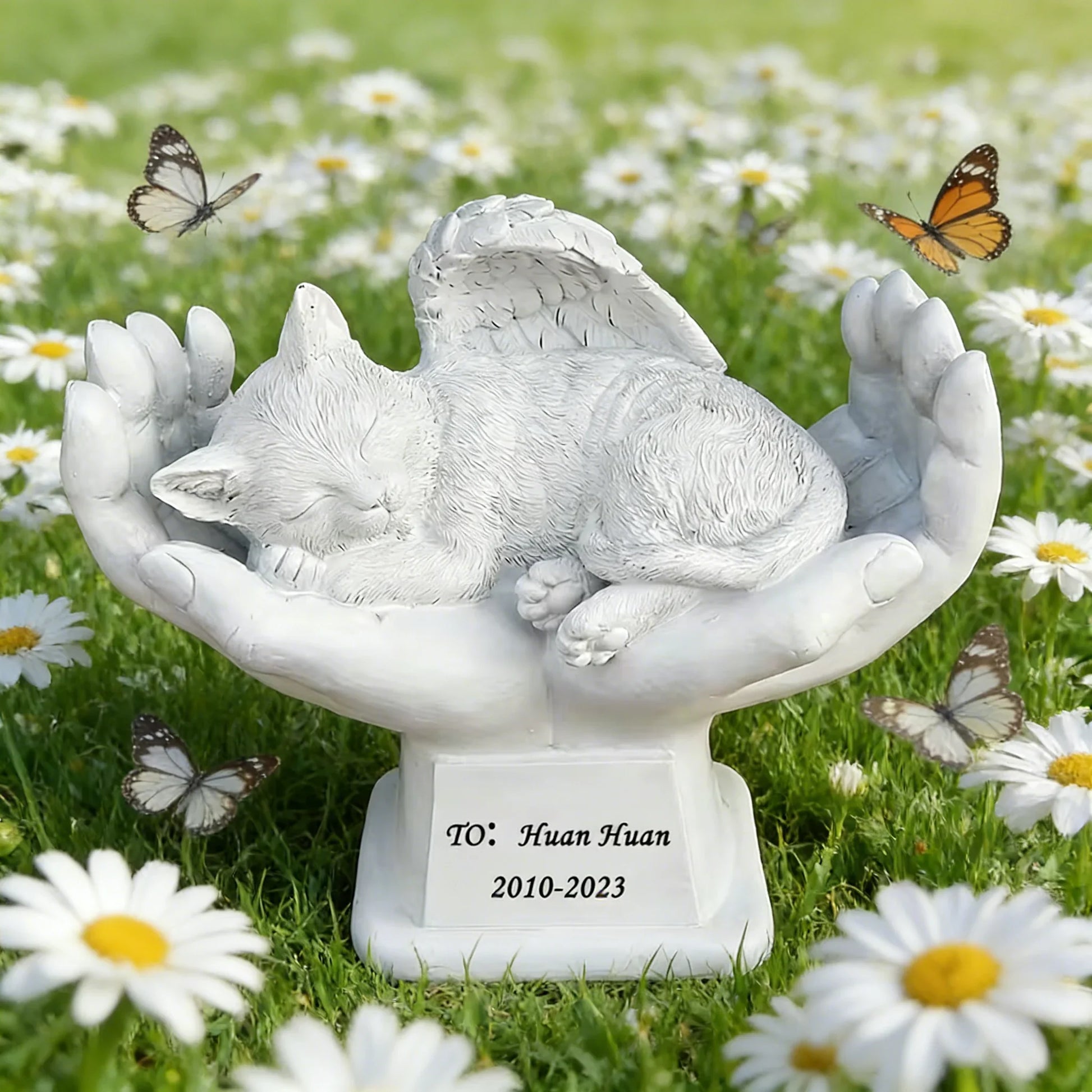Customized Resin Angel Cat Palm Heart Art Piece Hand-Painted Animal Design-Irregular Shape Memorial Decoration for Holiday Gifts