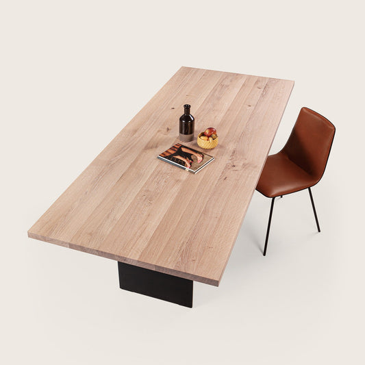 janua | sc 41 table | white smoked oak raw + steel bronze glaze base 300x110cm