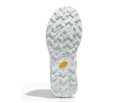 Women's Norda 002