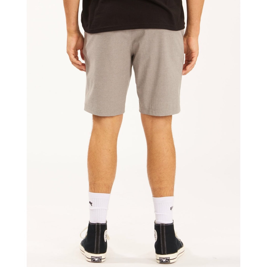 BILLABONG - CROSSFIRE MID SUBMERSIBLE 19" SHORTS | GREY