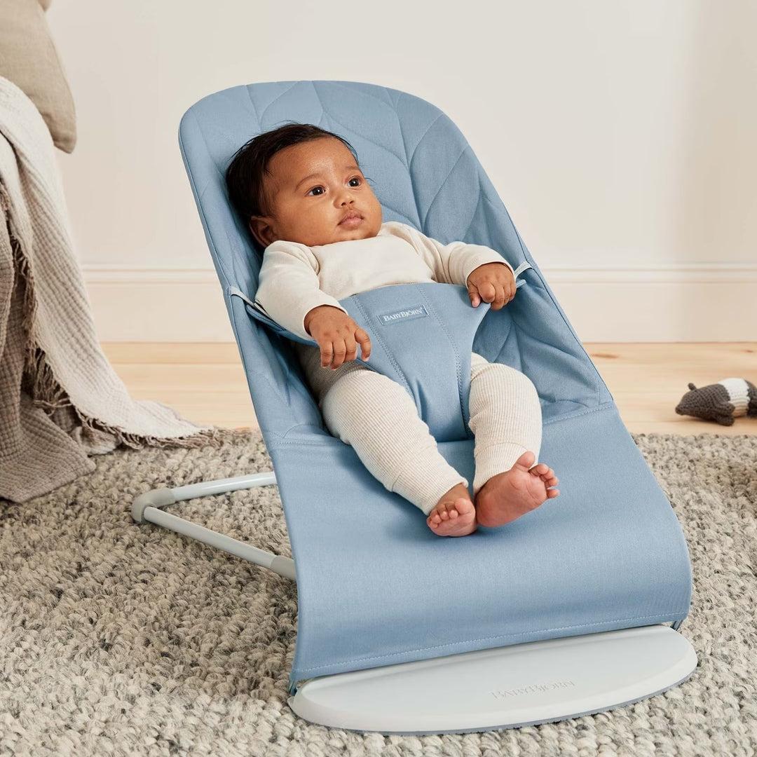 BabyBjörn Bliss Woven Petal Quilt Baby Bouncer - Blue