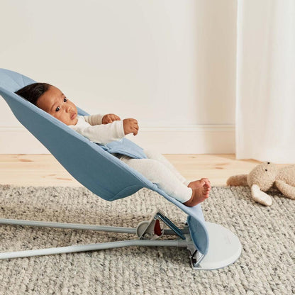 BabyBjörn Bliss Woven Petal Quilt Baby Bouncer - Blue