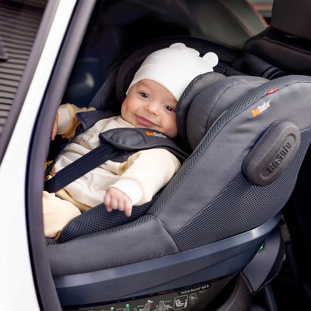 BeSafe Beyond 2 360 B Car Seat - Black Softbreeze