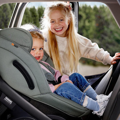 BeSafe Stretch 2 Car Seat - Fresh Black Cab