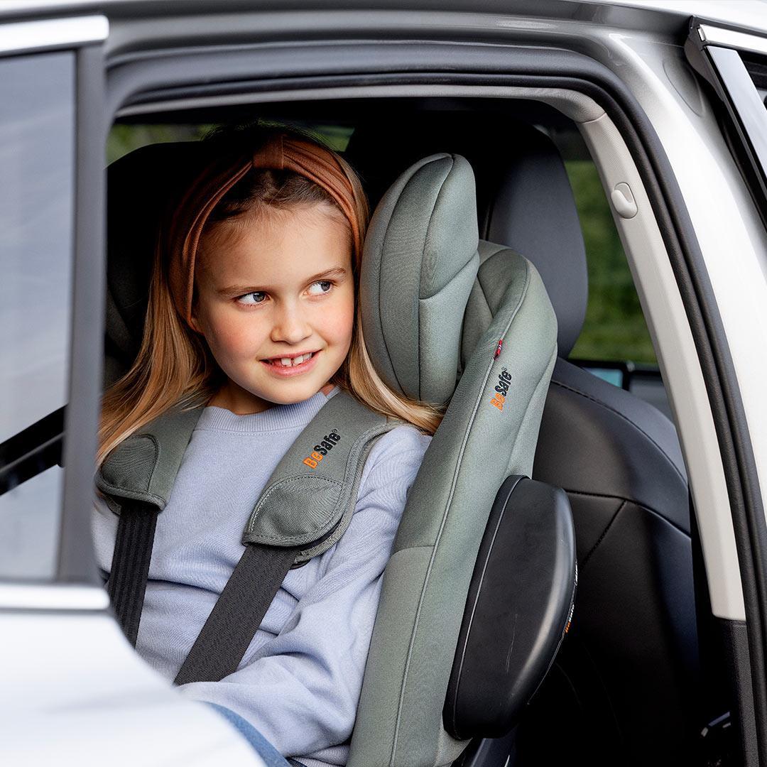 BeSafe Stretch 2 Car Seat - Fresh Black Cab