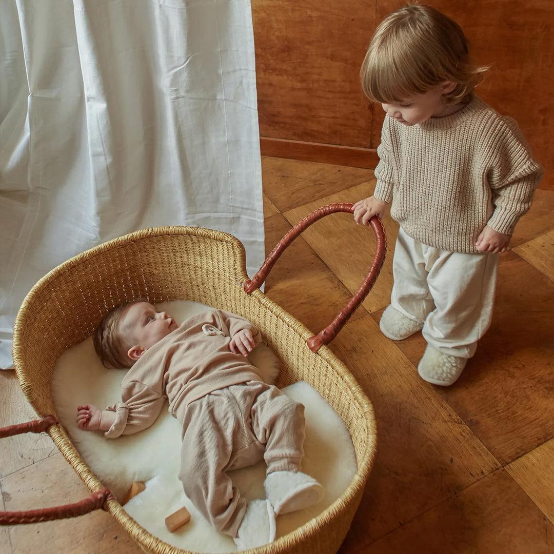 BINIBAMBA Sheepskin Snuggler - Chalk