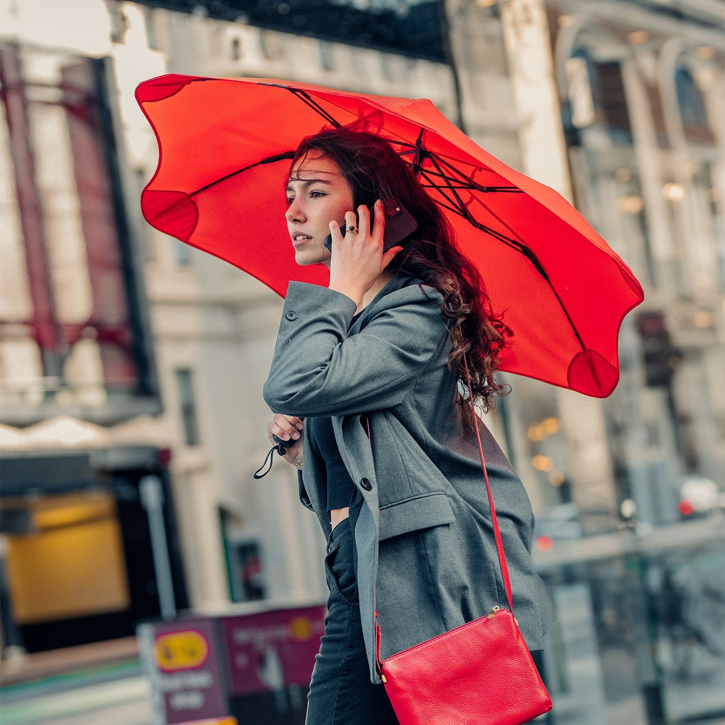 blunt | metro umbrella | cherry red