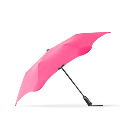 blunt | metro umbrella | hibiscus pink