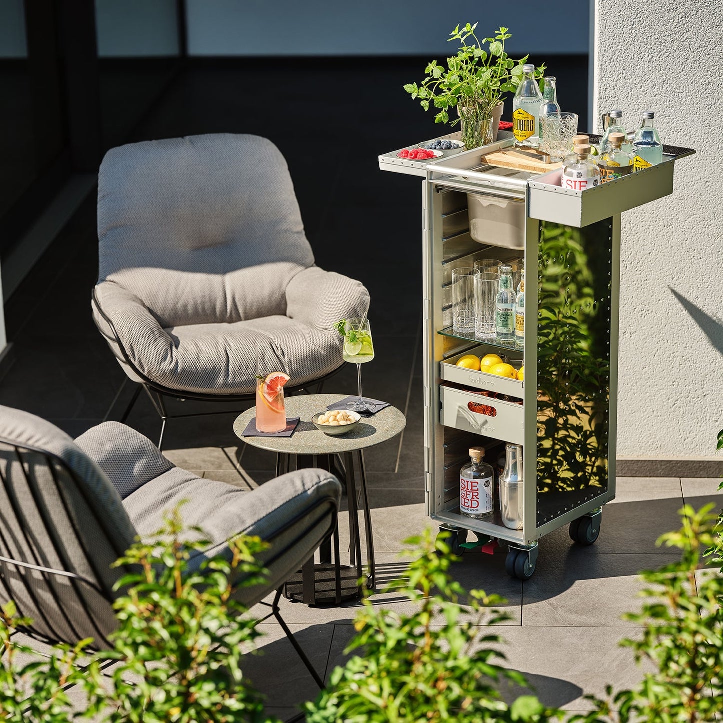 bordbar | rivet rocker trolley