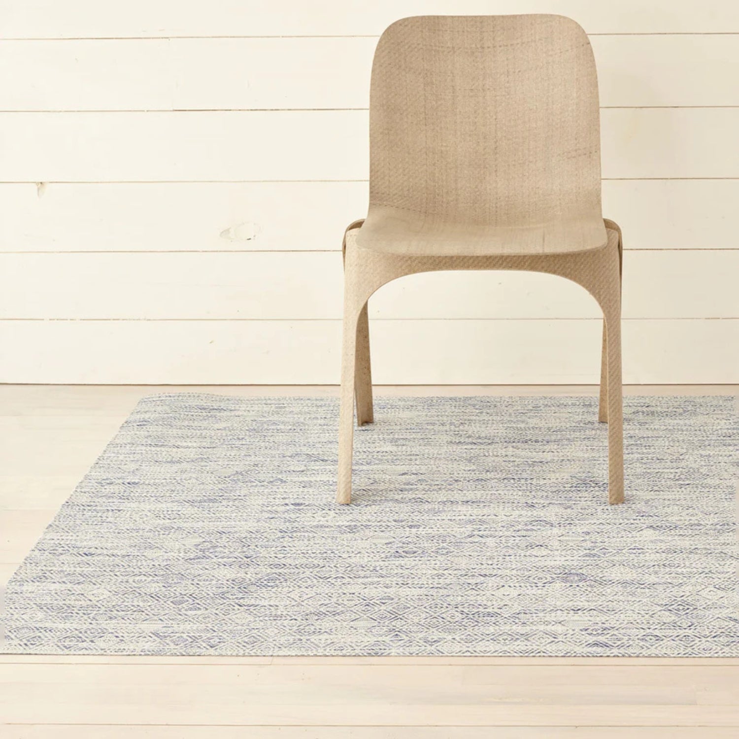chilewich | woven floormat 89x122cm (35x48") | mosaic blue