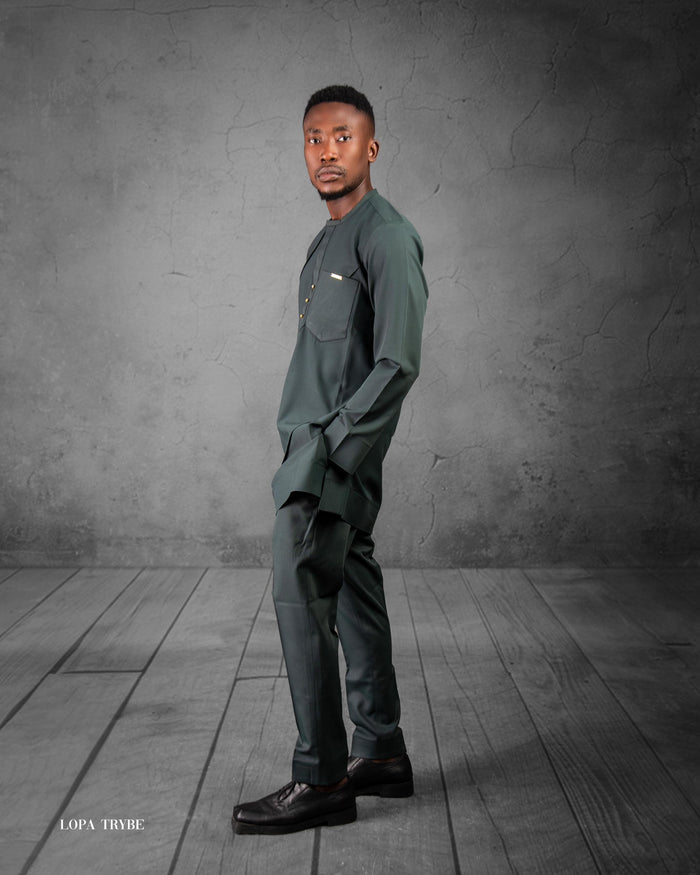 CLASSY MAN PIECE 03