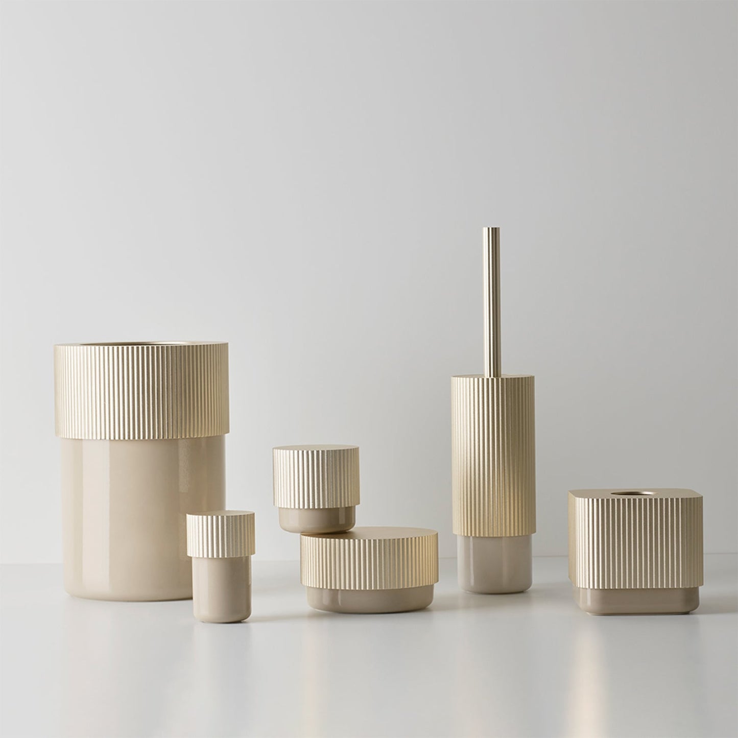 decor walther | OF.LINE series | tray dish | champagne + dune