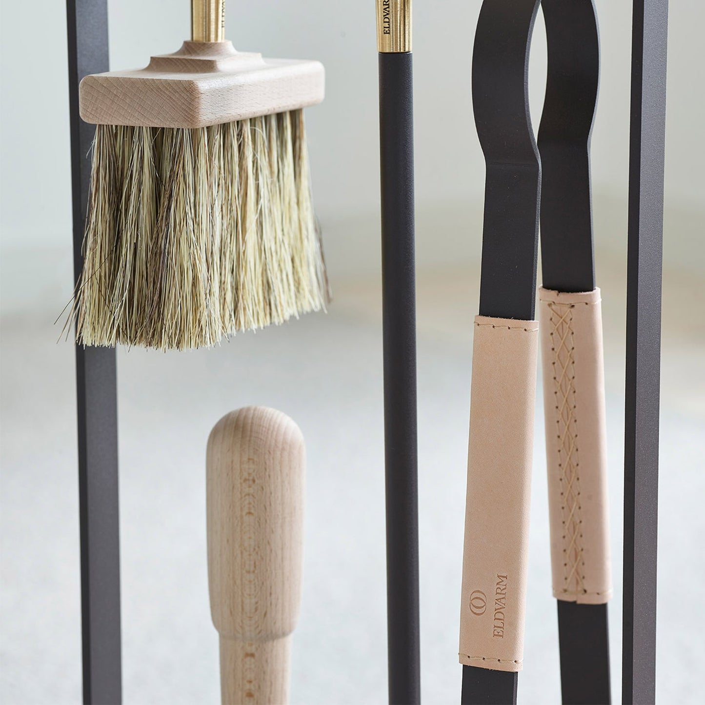 eldvarm | emma fire companion set with leather | naturel