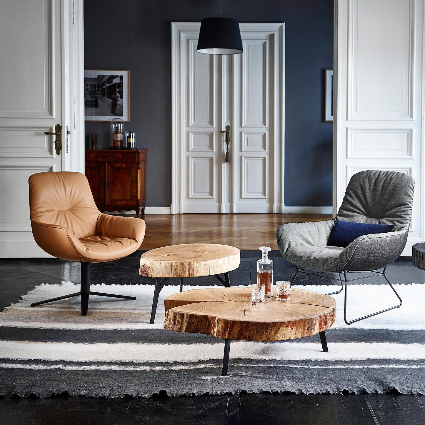 freifrau | leya lounge chair | x-base frame | sahara stone leather