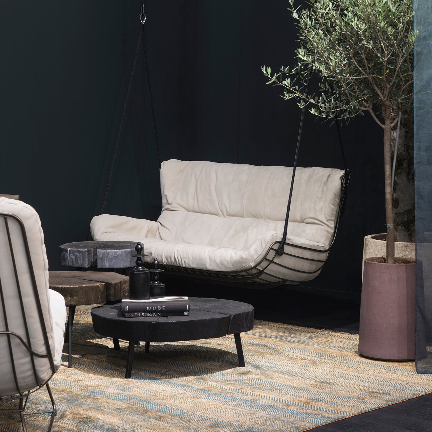 freifrau | leyasol outdoor lounge couch double swing seat | lopi ash