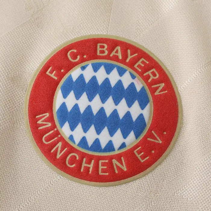 Fußball-Club Bayern München Retro Collaboration Style Fan Version 24/25 Season Jersey