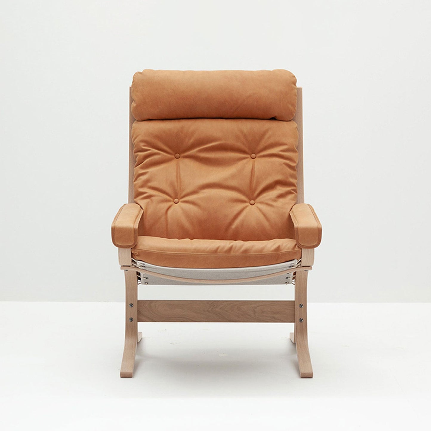 hjelle | siesta classic 301 chair | high back with arms | oak + vintage 413 leather