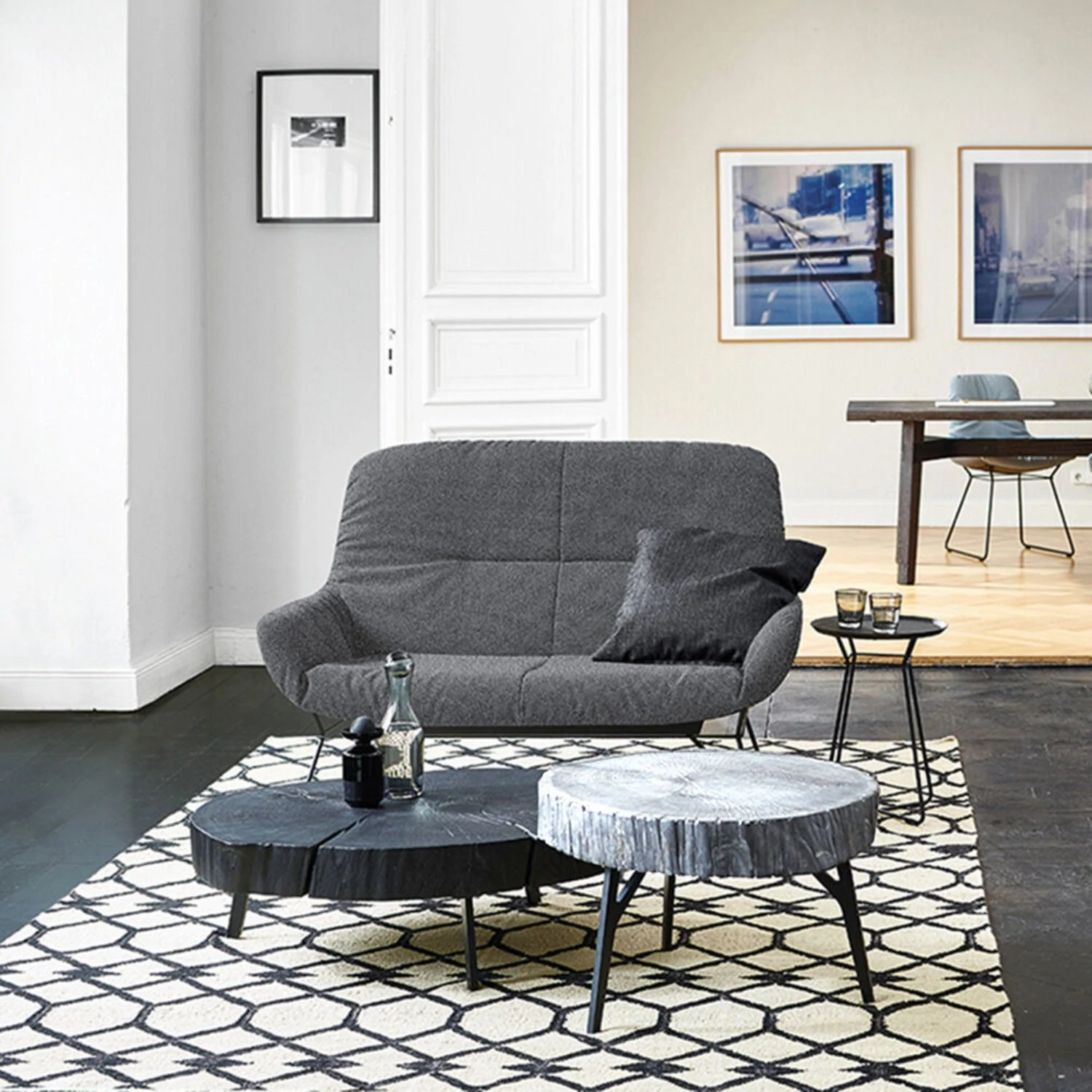 janua | bc 05 stomp table | 40-50cm | charburned limed oak shade grey