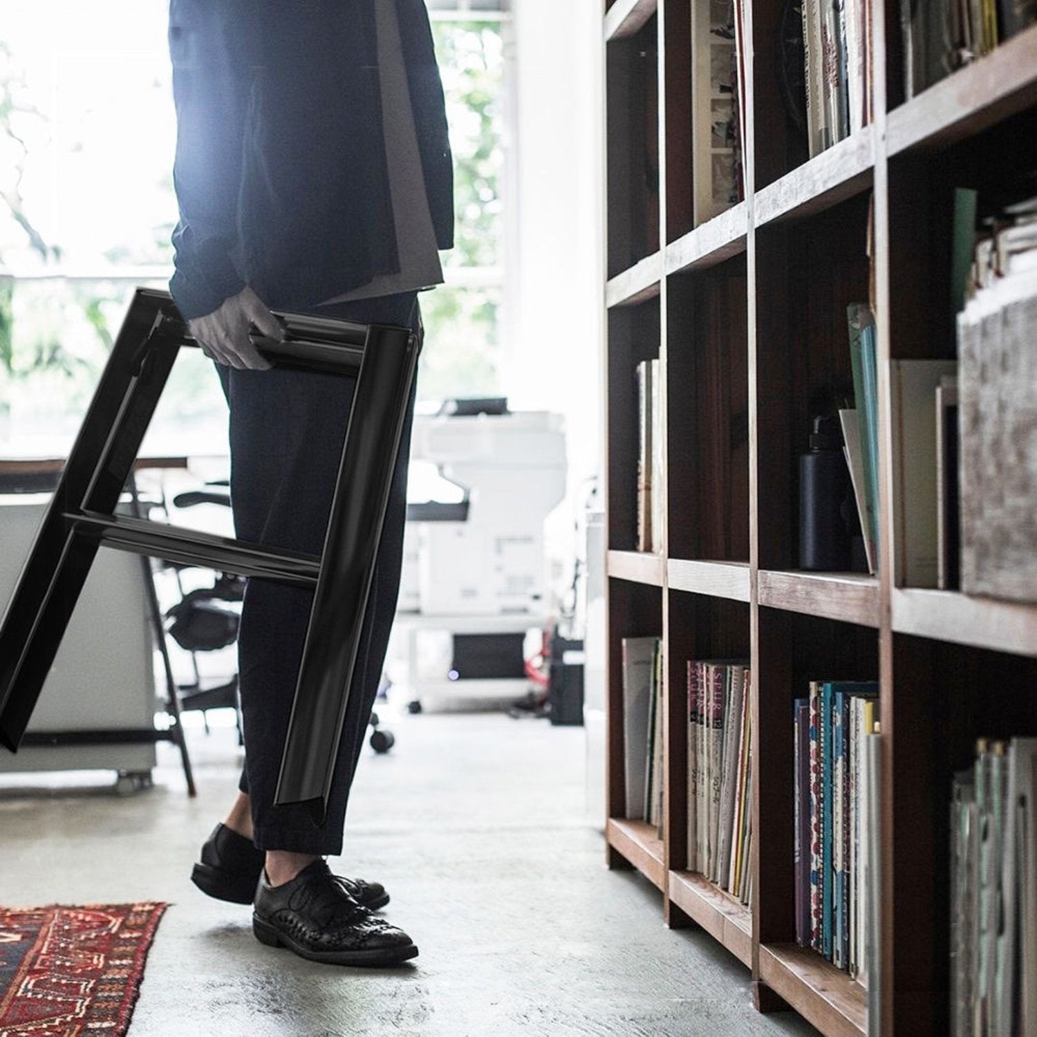 hasegawa | lucano 2 step ladder | black