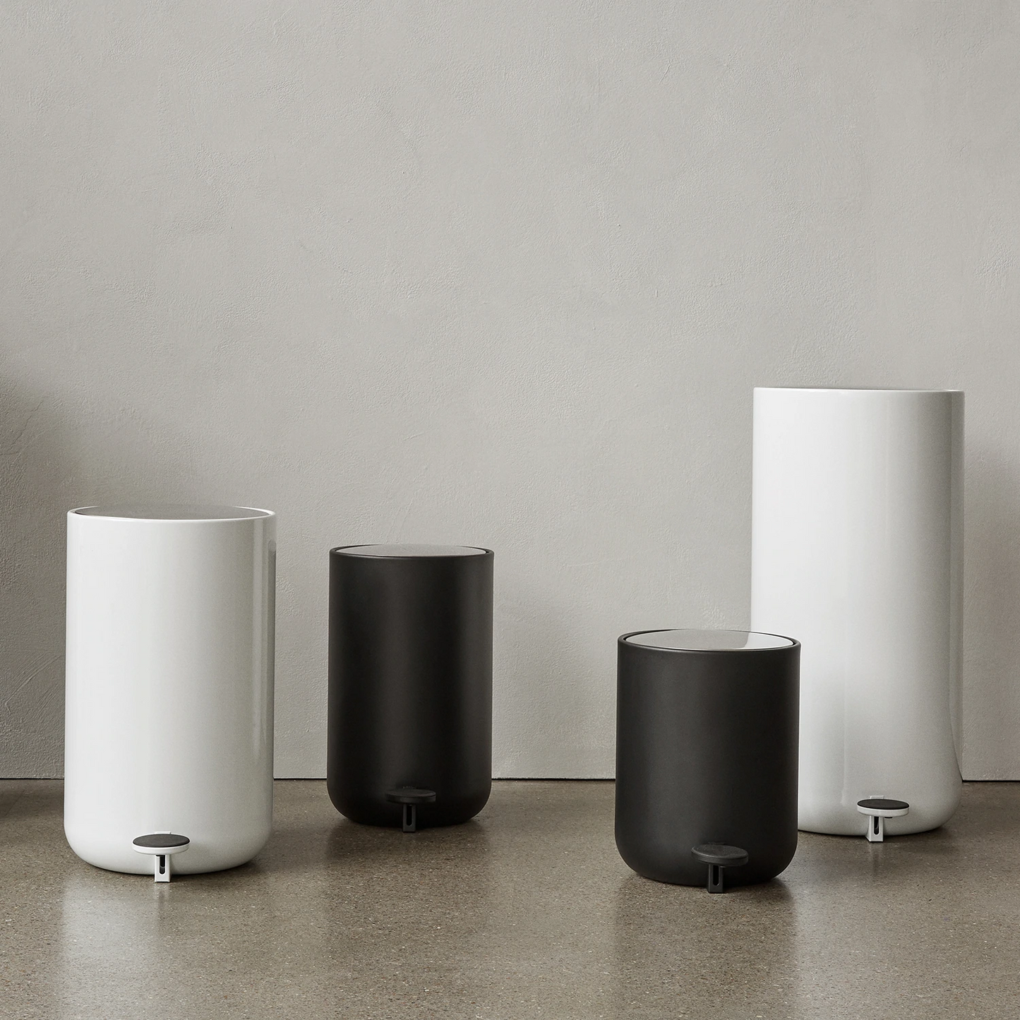 audo copenhagen (menu) | norm pedal bin 20 litre | gloss white - DC