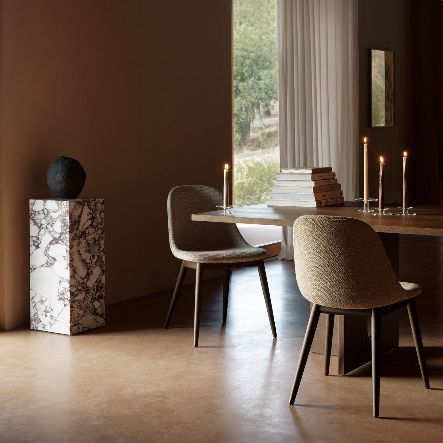 audo copenhagen (menu) | plinth pedestal | rose calacatta viola marble