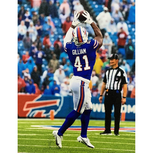 Reggie Gilliam Stretching for Catch Unsigned Photo Unsigned Photos TSE Buffalo 8x10