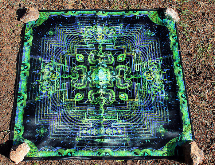 UV Active NEON Canvas Backdrop - Divine Yantra 72 x 72 cm