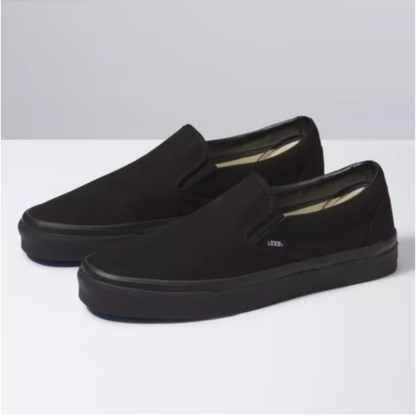 VANS - CLASSIC SLIP-ON | BLACK/BLACK